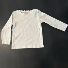 ホワイト　長袖カットソー 　petit main