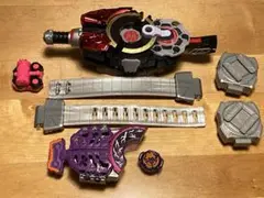 仮面ライダーギーツベルト DXデザイアドライバー&ゾンビレイズバックル&ホルダー
