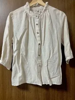 アイボリー 五分袖シャツ フリル襟