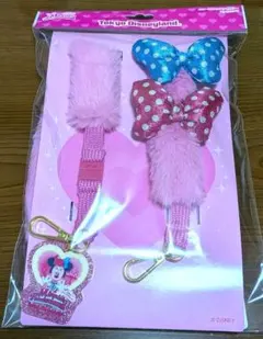 ディズニー　ミニーファンダーランド　スマートフォンアクセサリーストラップ付き