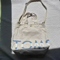 TOMS ホワイトロゴトートバッグのサムネイル
