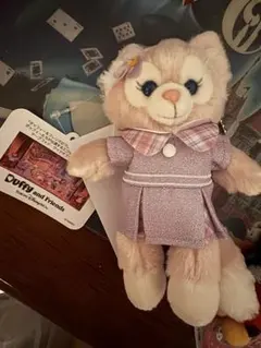 ディズニー　ワンダフルフレンドシップ　リーナベル　ぬいぐるみバッチ