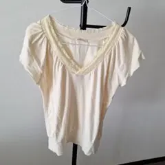 wearsinc. レースネック 半袖カットソー アイボリーのサムネイル