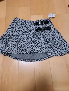 新品　スカート