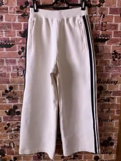 UNIQLO ドライスウェットパンツ 140サイズ　美品