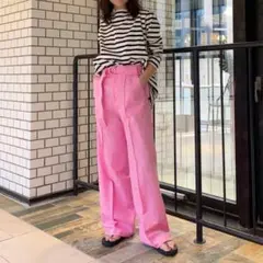 MACPHEE TOMORROWLAND ピンク スラブツイルベルテッドパンツのサムネイル