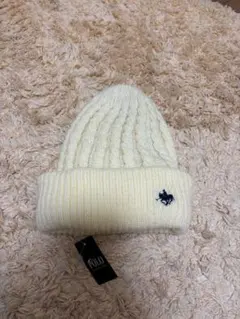 ポロ　クリーム色　リブ編みニット帽