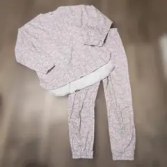 花柄長袖パジャマセット 130cm