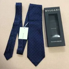 未使用箱付　ブルガリ　ネクタイ　紺ネイビー　ロゴ総柄