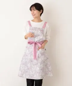 アフタヌーンティー　新品未使用 花柄エプロン
