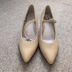 ベージュ ポインテッドトゥ ハイヒール