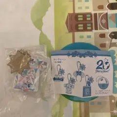 ディズニー 20周年　ガチャガチャ　カプセルトイ　Tシャツ