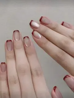 ◼︎新品◼︎ネイルチップ◼︎ショート◼︎マグネット風◼︎フレンチ◼︎ボルドー◼︎24個◼︎