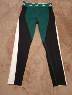 adidas アディダス TECHFIT ロングタイツ レギンス　緑/黒Lサイズ