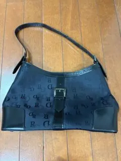 P&D ロゴ ショルダーバッグ ブラックのサムネイル