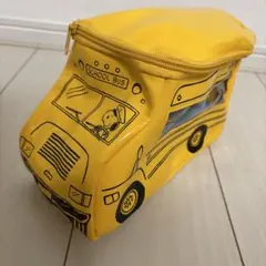スヌーピーのスクールバス型ポーチ SNOOPY ピーナッツ