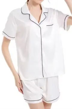 【新品・未使用】G U サテン パジャマセット　アイボリー