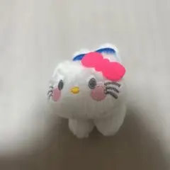 サンリオ　キテイちゃん　ぬいぐるみヘアクリップ