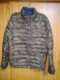 アバクロンビー&フィッチ　迷彩柄　ダウンジャケット