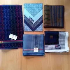 新品未使用　メンズハンカチ4枚 　タオルハンカチ1枚