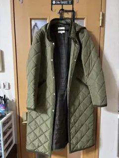 ビームスオリーブ色 キルティングロングジャケット