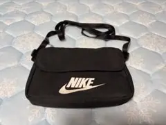NIKE ナイキ ショルダーバッグ ブラックのサムネイル