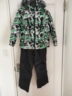 VISION STREET WEAR 子供用スノーボードウェア上下セット　迷彩