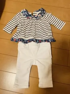 ロンパース&白のパンツ