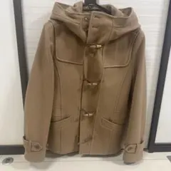 ベージュ ダッフルコート