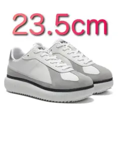 ※明日正午まで値下げ中！　Onitsuka Tiger スニーカー 23.5cm