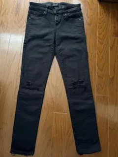 UNIQLO ブラック スキニーデニム 膝ダメージあり