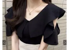 オフショルダー フリル 黒 ニットトップス