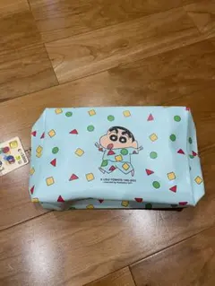 韓国限定 クレヨンしんちゃん大きめポーチ‪☆