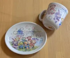ダッフィー&フレンズ　20周年　カラフルハピネス　スーベニアプレート　カップ