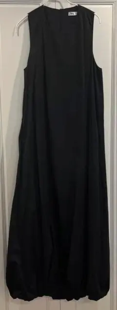 【新品未使用】ZARAバルーンロングワンピース黒S美品ザラ
