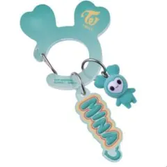 TWICE カラビナ　ミナ