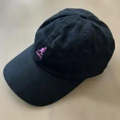 KANGOL ブラックキャップ ピンクロゴ　ベースボールキャップ　帽子のサムネイル