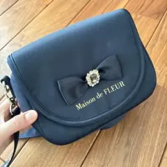 Maison de FLEUR ネイビー　ショルダーバッグ