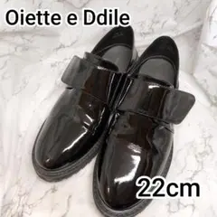 Odette e Odile バンド付き口ーファー エナメル ブラック　22cm