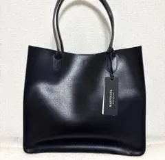 【美品/廃盤】GIANNI NOTARO超軽量 レザートートバッグ 牛革のサムネイル