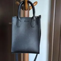 タケオ　キクチ美品！ブラック ショルダーバッグのサムネイル