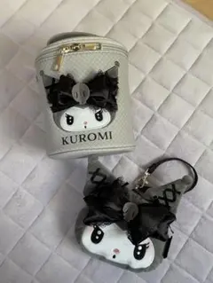 真夜中のメロクロ　クロミちゃん　バニティポーチ＆ぬいぐるみパスケース　2点セット