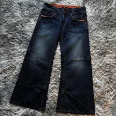 Item thumbnail for item 4e9fc900-72a6-425e-bc5e-3802f9b56461