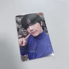 Item thumbnail for item 2b103292-bb16-4563-af57-8646044576fb