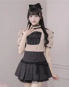 pium ヨーク切替チョーカーカットソー ブラック×ホワイト - メルカリ