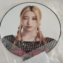 ルセラフィム　ユンジン　Huh Yunjin 　うちわ　未使用