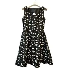 美品✨大人可愛い 小花柄ワンピース デイジー柄 膝丈 黒×白 M 裏地あり