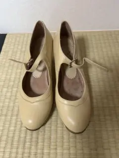 フラメンコシューズ ガジャルド5 ベージュ - メルカリ