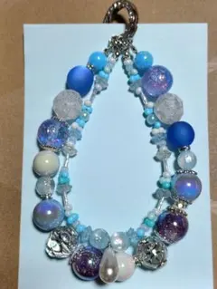 ハンドメイド、ビーズストラップ 青系