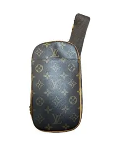 LOUIS VUITTON モノグラム ボディバッグ
